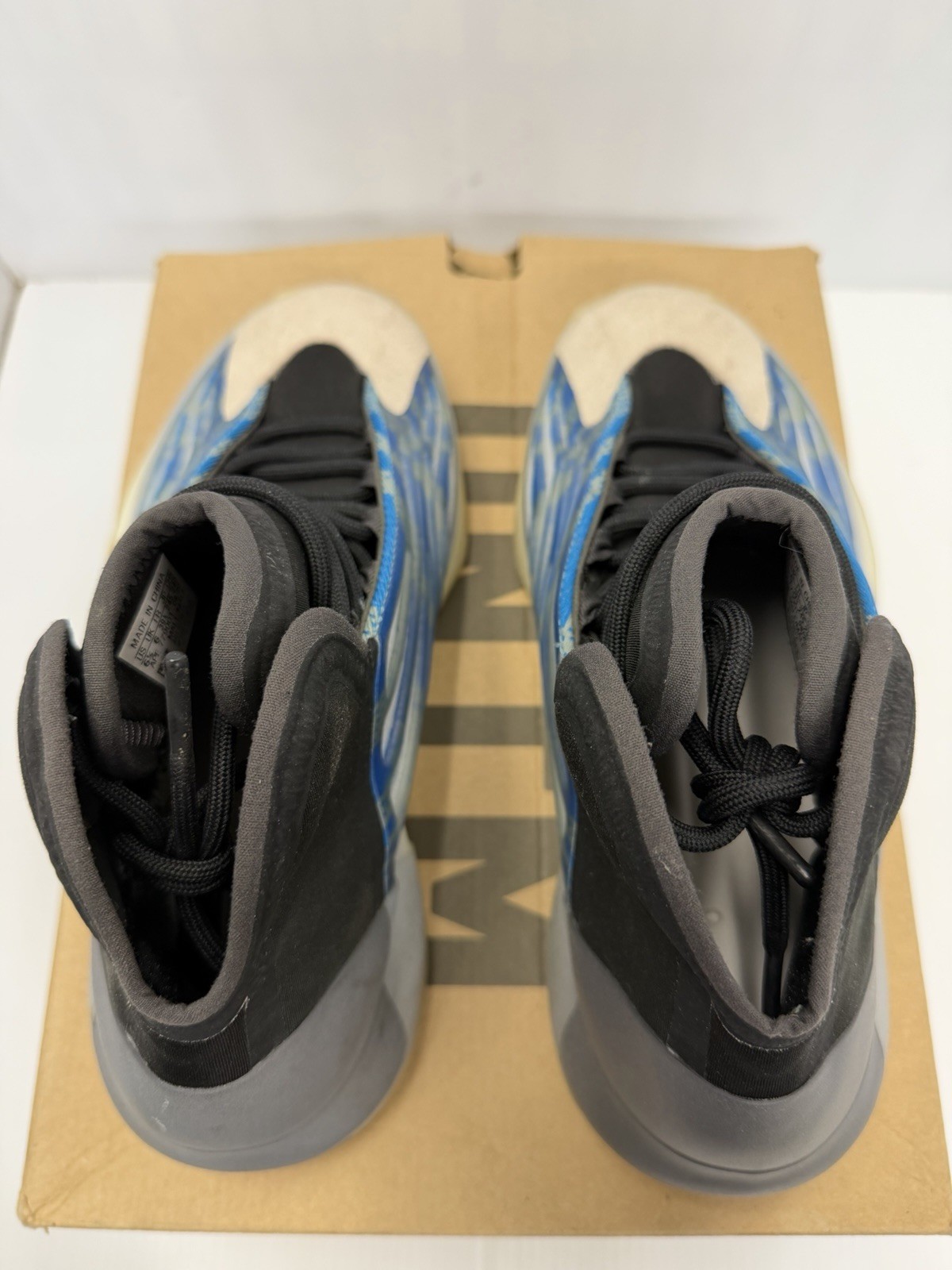 adidas Yeezy QNTM Frozen Blue Men’s Sneakers Size 6.5 GZ8872