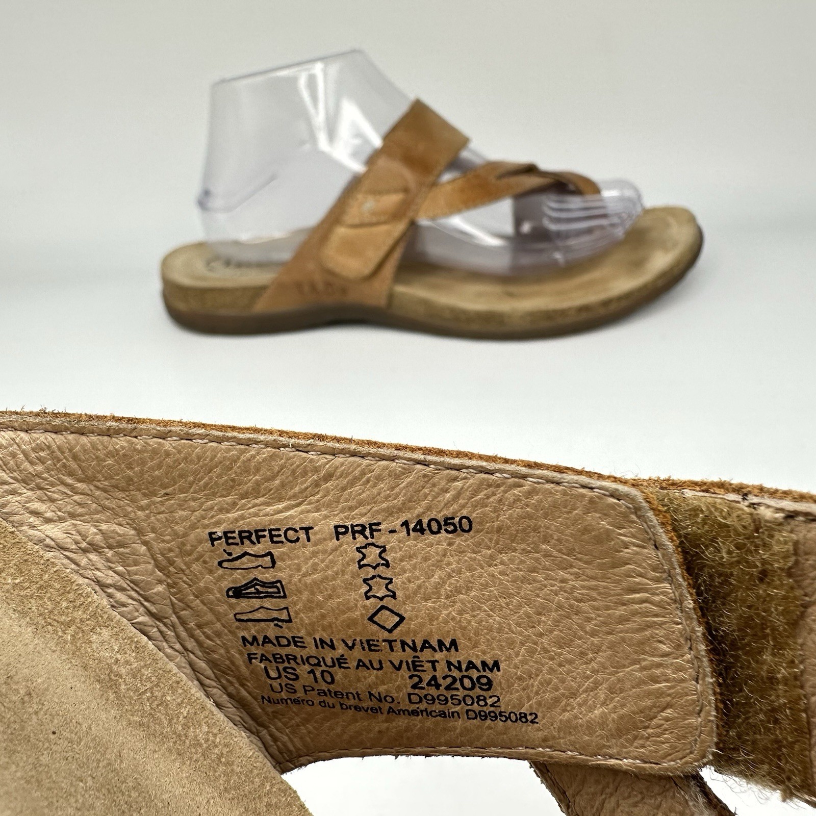 Taos Perfect Women 10 Tan Leather Strappy Toe Loop Adjustable Sandal