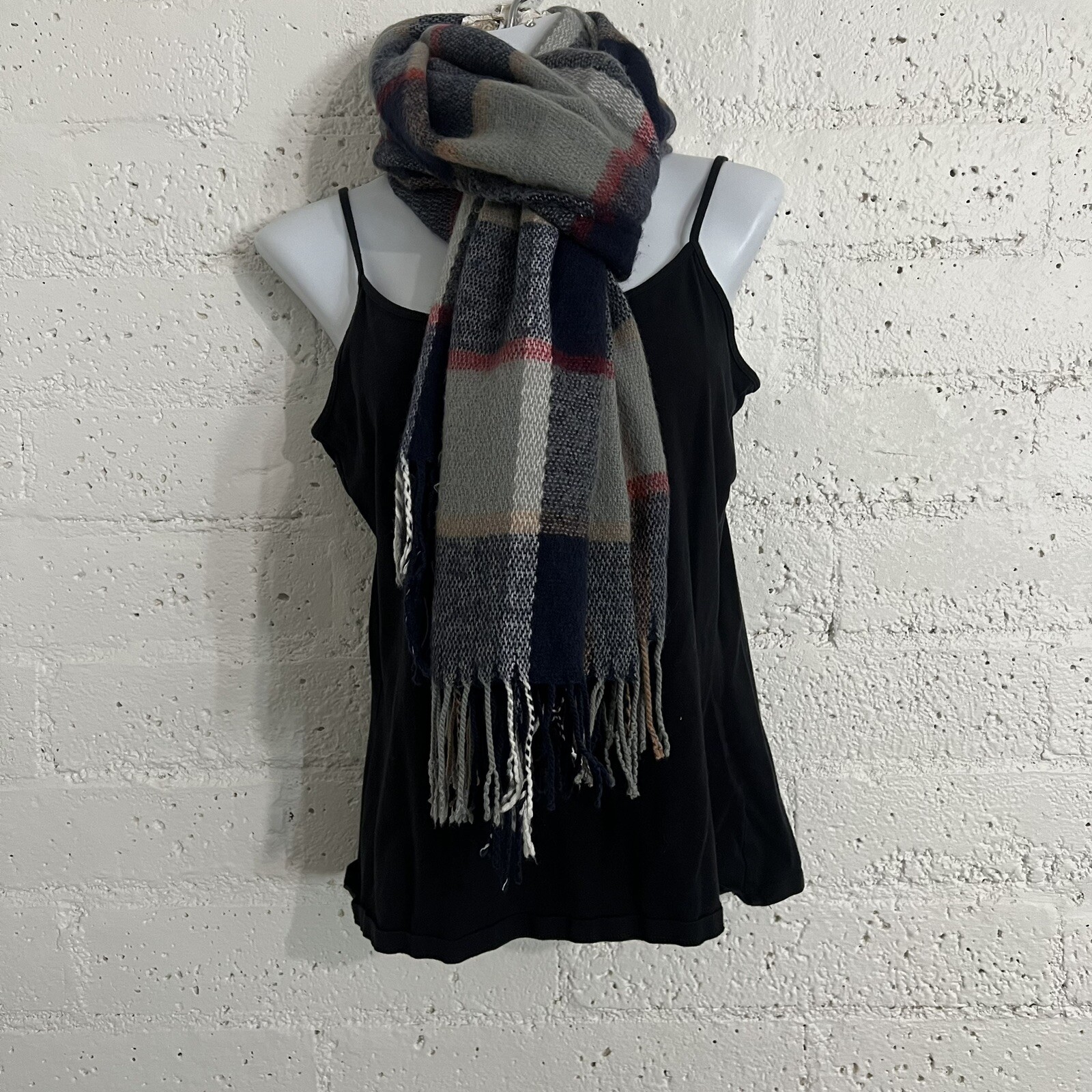 Womens Scarf Black Brown Window Pane Plaid Fringe Soft 24 x 78 inches E10