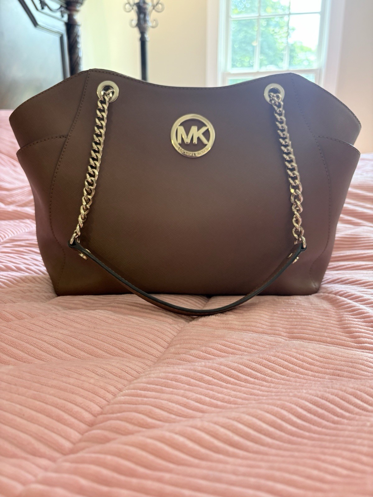 Michael Kors Brown Large Handbag Zip Closure Chain Shoulder Straps Gold Hardware