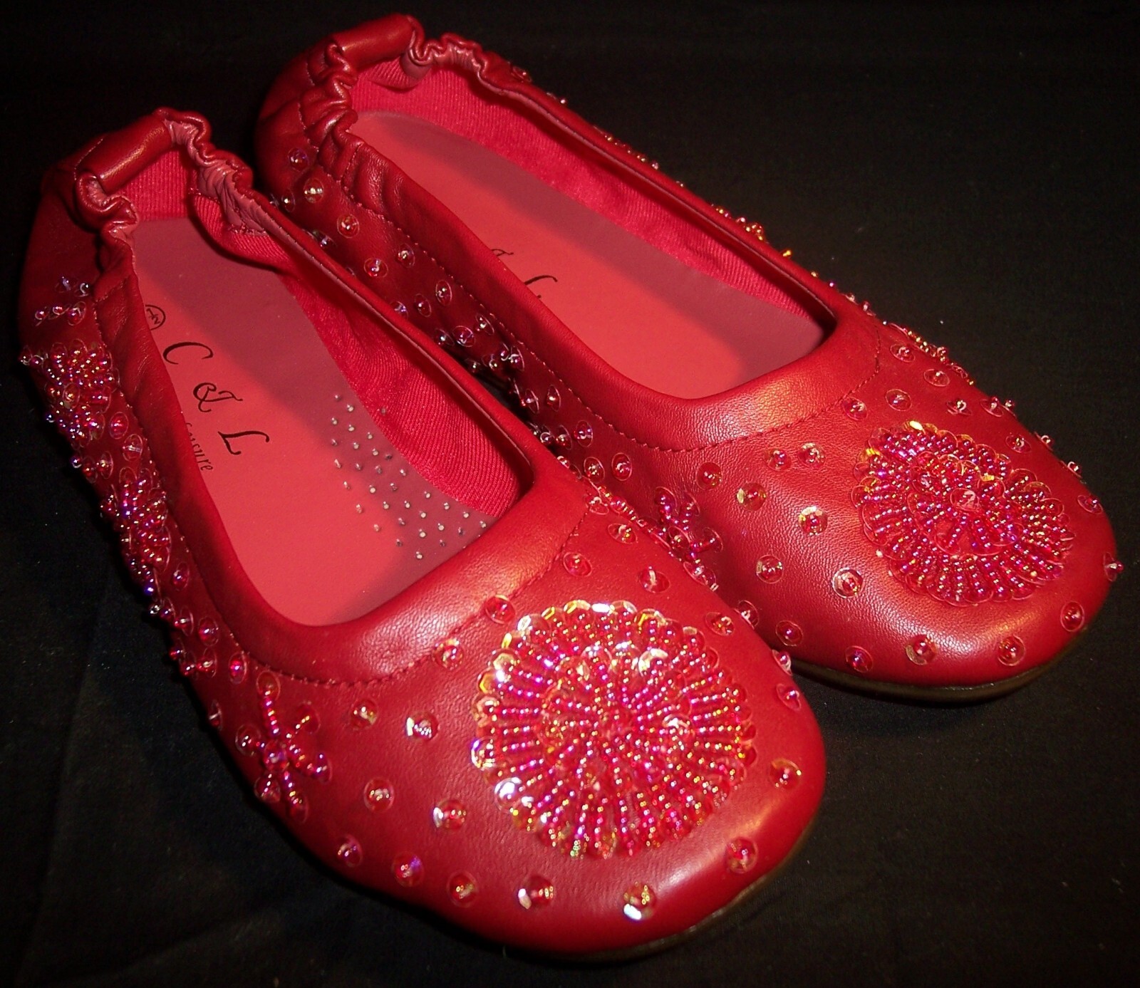 Shoes Pair Wine Color Women’s Girls Slip On Casual Sequins Beads Red New 65636