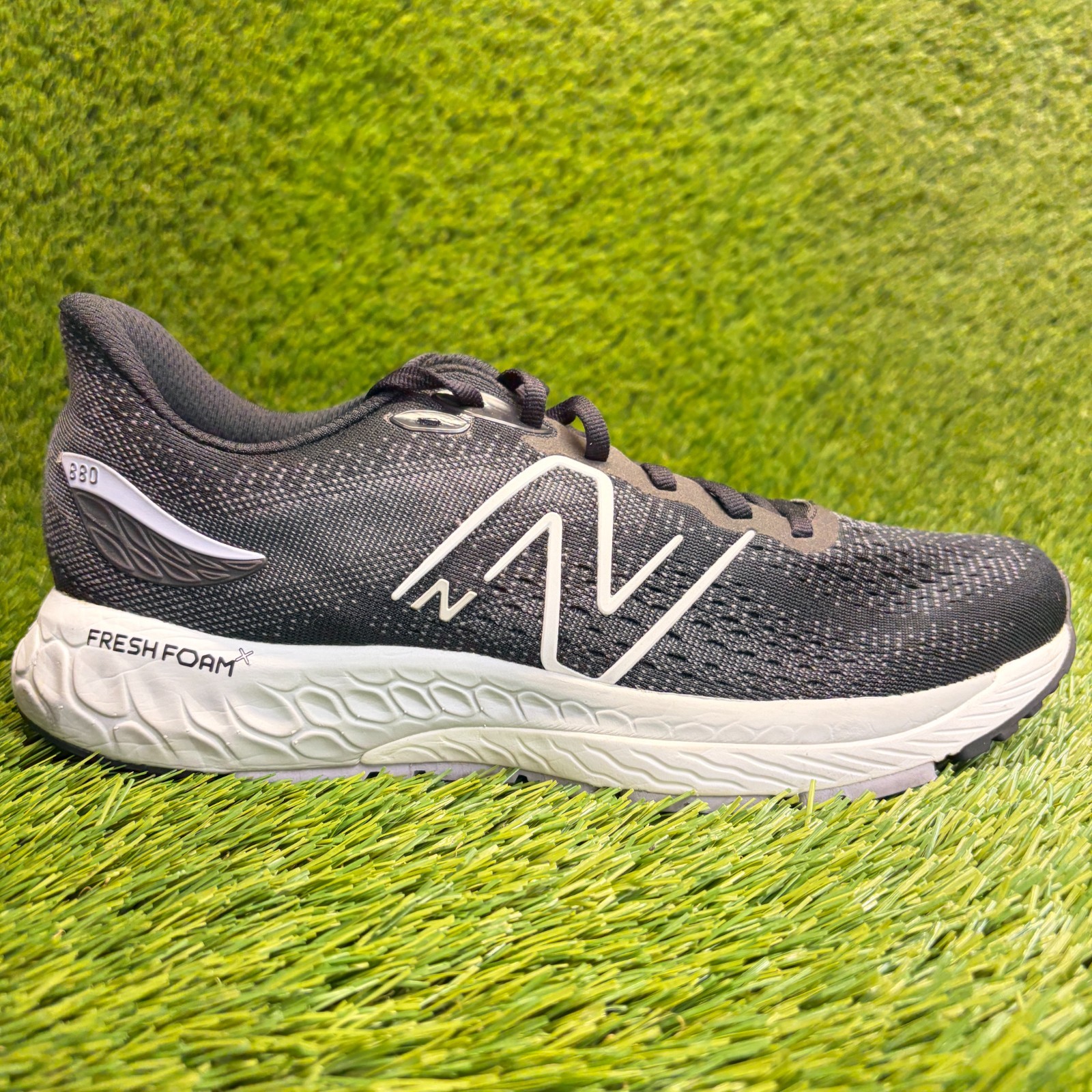 New Balance Fresh Foam X 880v12 Womens Size 10.5 Black Running Shoes Sneakers