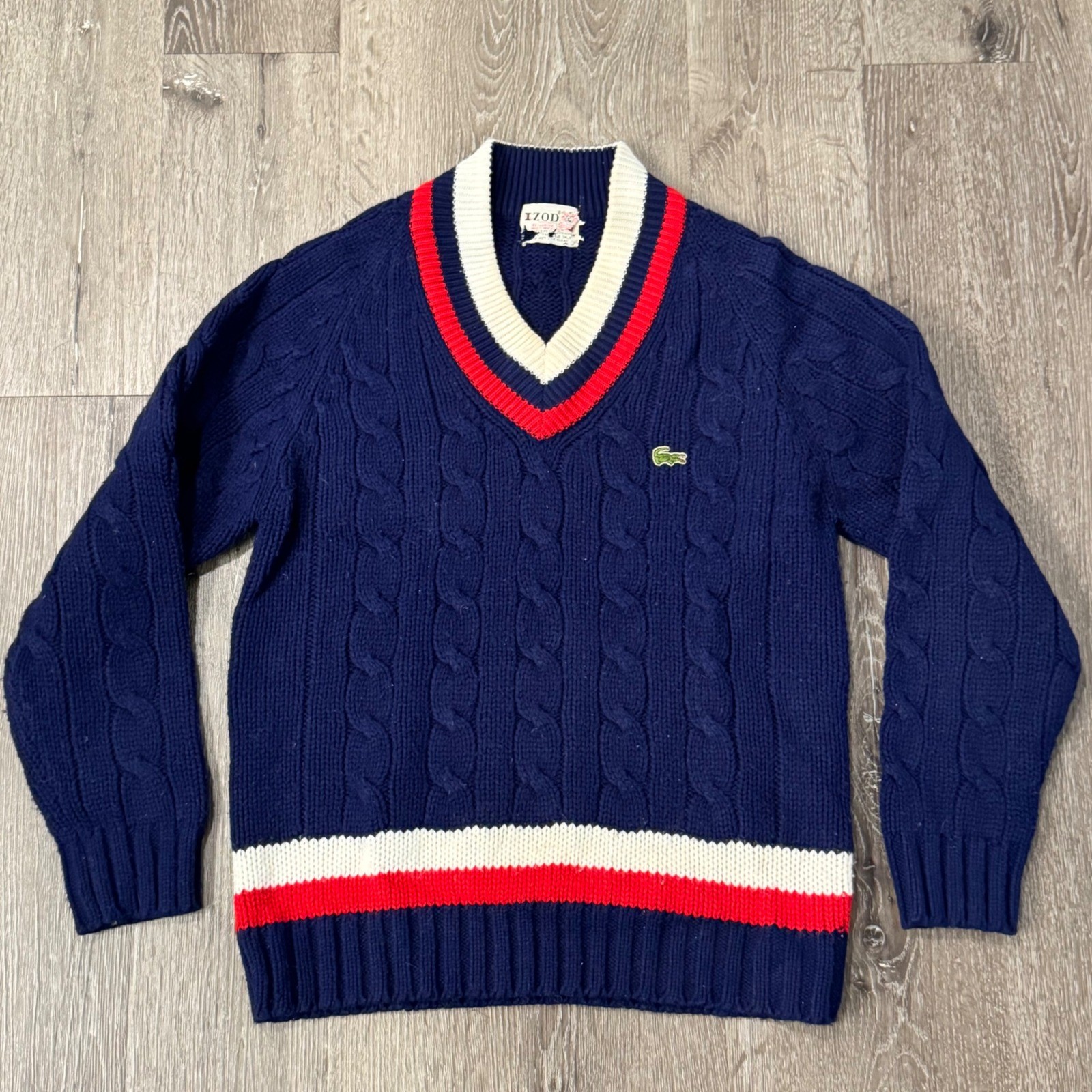 IZOD Lacoste Sweater Men L Navy Blue Cable Knit Varsity V-Neck Vintage Pullover