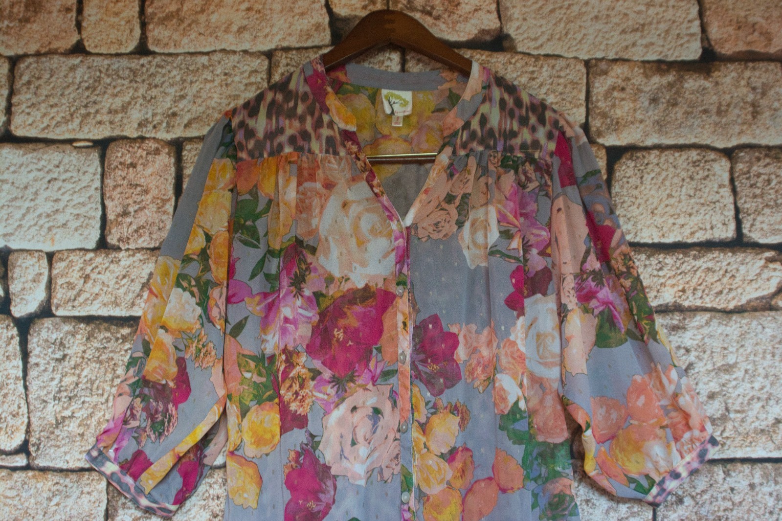 Fig and Flower Women’s Multicolor Sheer Blouse Size Large Floral Mixed Print Top