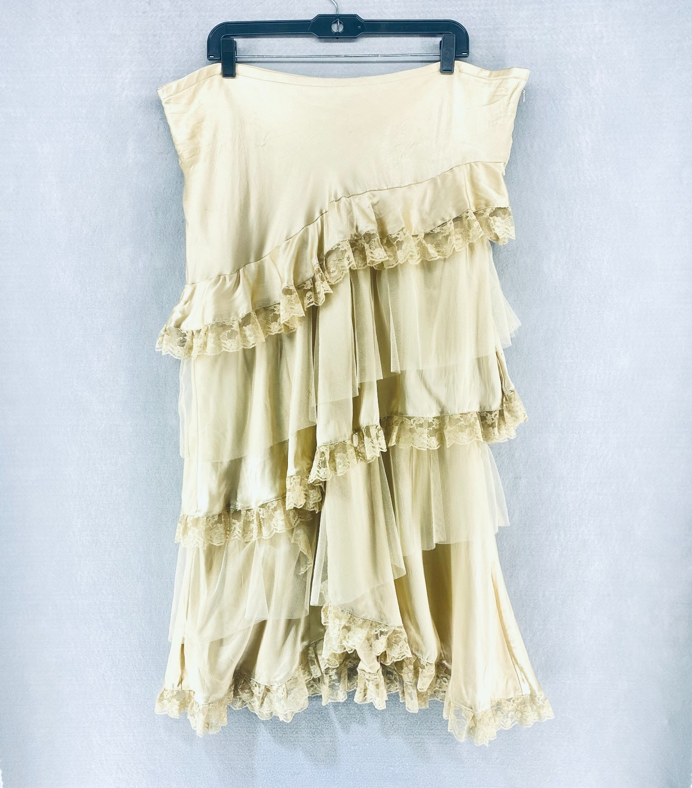 Vintage Double D Ranch Skirt Womens L Beige Gold Satin Ruffle Layered Cowgirl