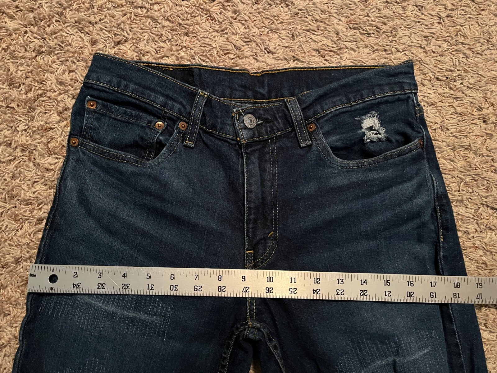 EUC Levi’s 511 Slim Tapered Leg Jeans Mens tag=31×30 (MEASURED 30×28.5) (9327)