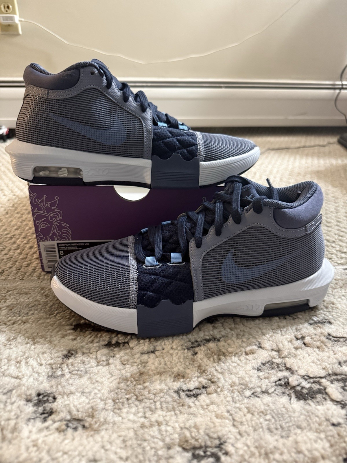 Mens Lebron Witness 8 Sneakers