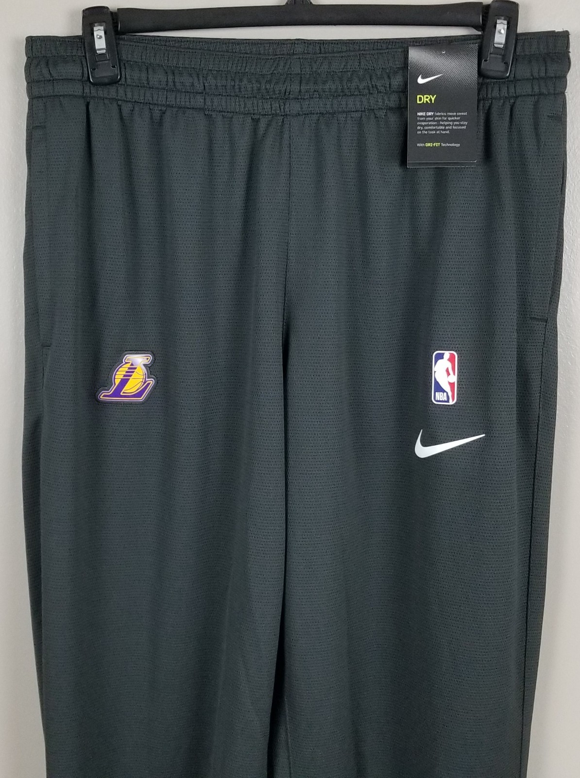 NIKE LOS ANGELES LAKERS SUIT JACKET +PANTS GREY TEAM ISSUED (SIZE XLT = XL-TALL)