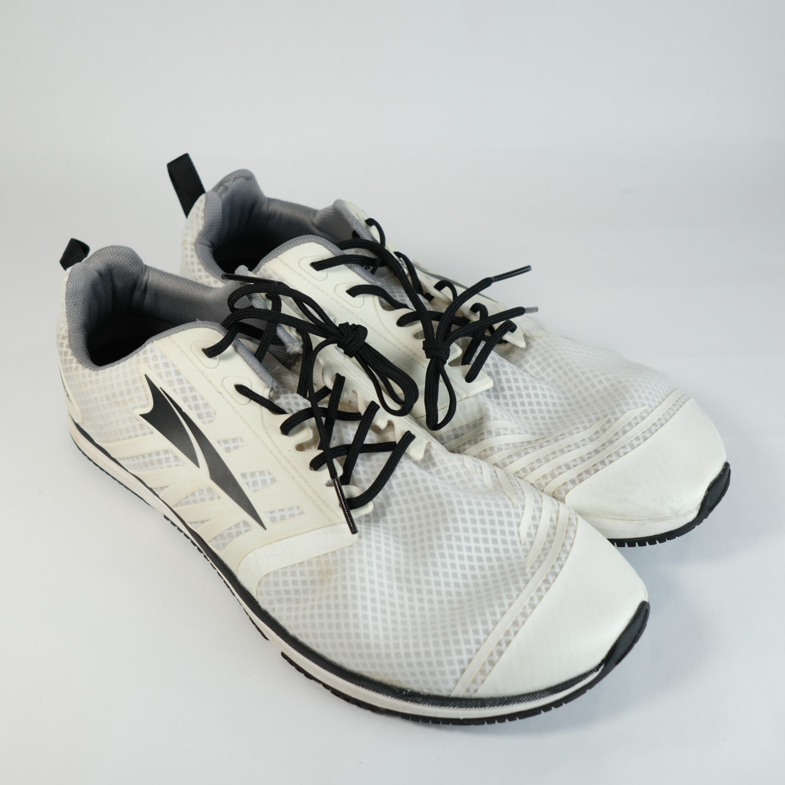 Altra Solstice XT 2 Running Training AL0A546V110 Men’s Size 13