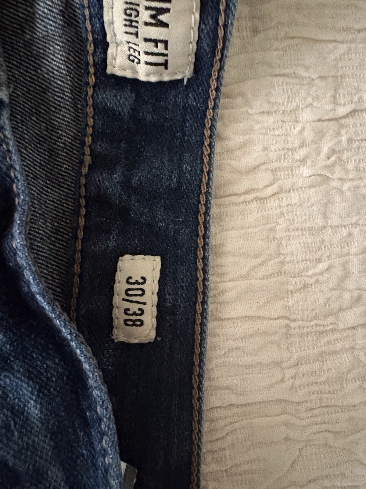 Ariat Legacy Men’s Slim Fit Straight Leg Blue Dark Wash Denim Jeans 5-Pocket M7