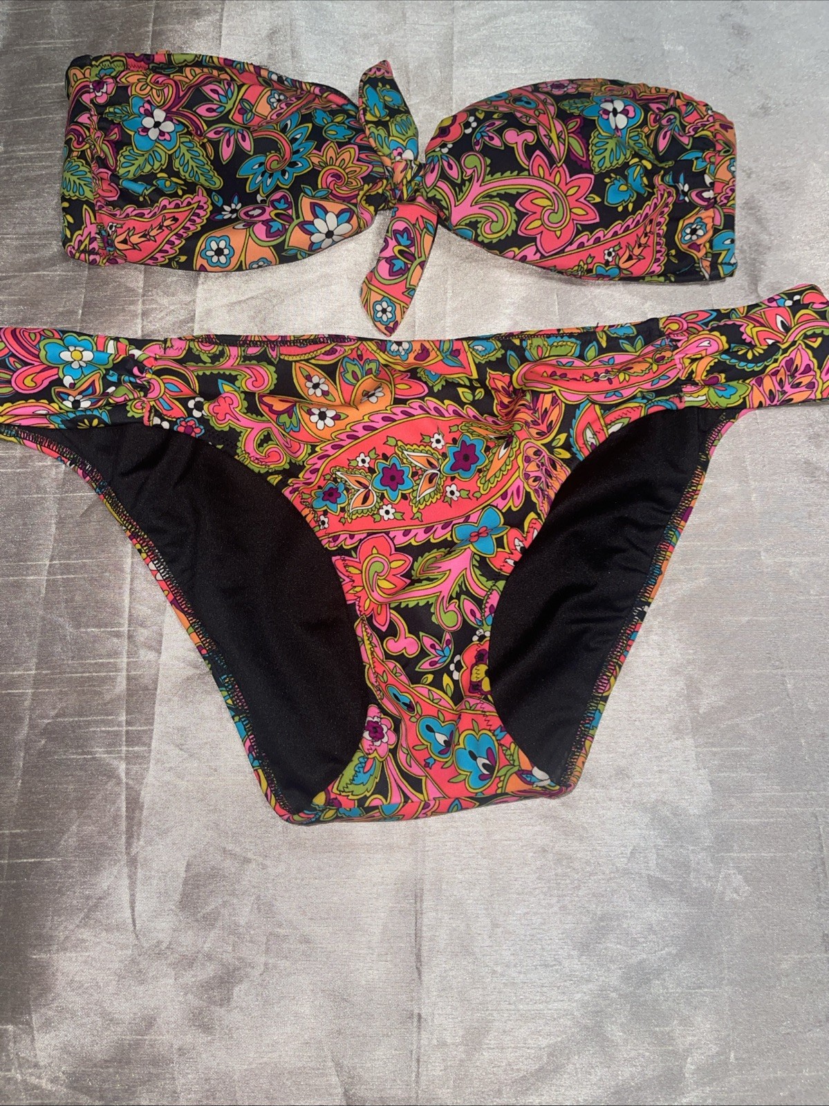 Victoria’s Secret Strapless Bikini Set Multicolor Paisley Size Large
