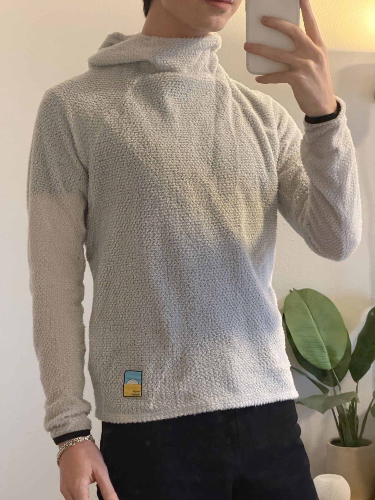 SENCHI DESIGNS Alpha Direct 60 Lark Hoodie – Gray – Small – Excellent Condition