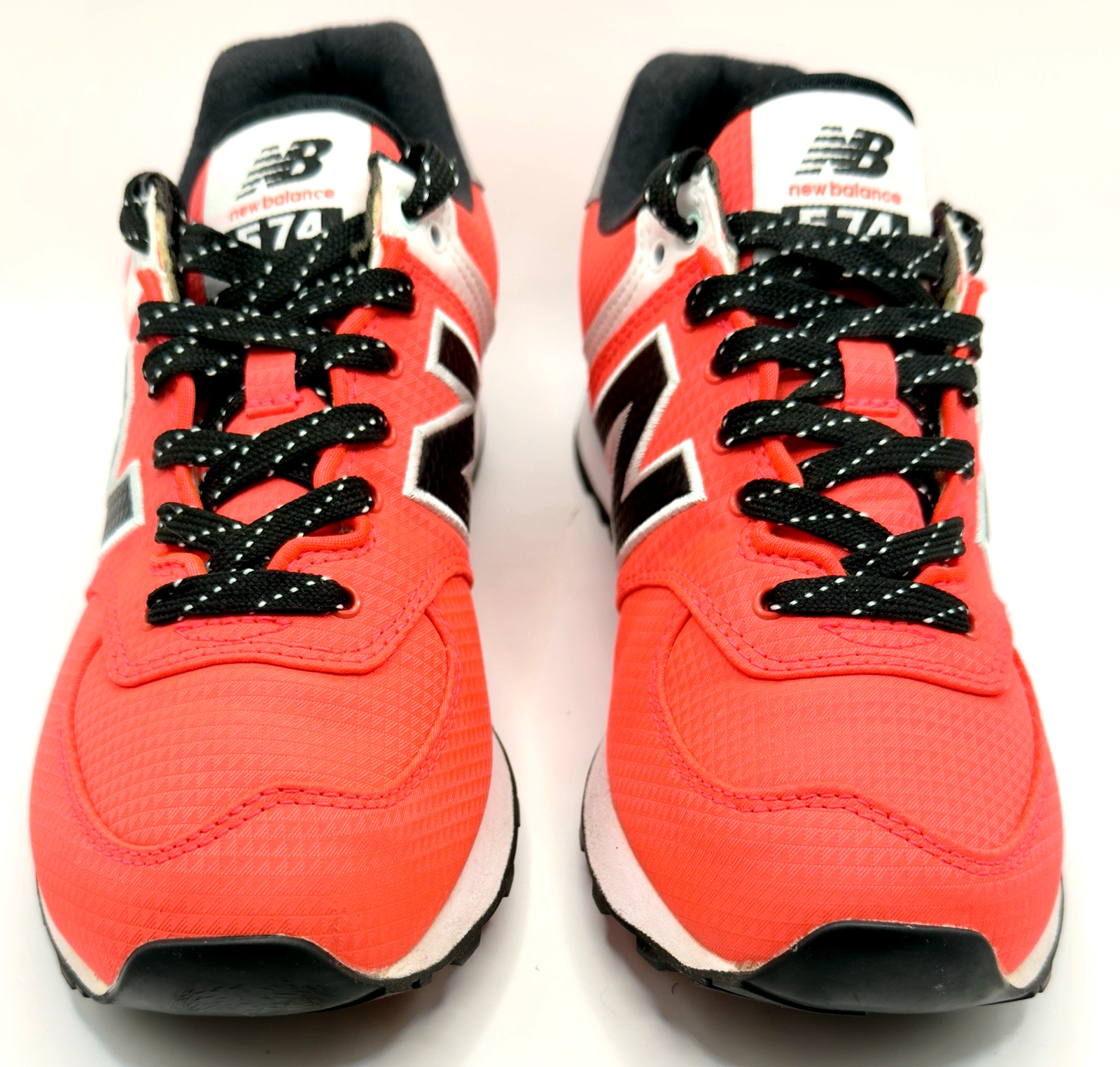 New Balance 574 Women’s Vivid Coral Classic Retro Sneaker Sz 7B (WL574WR2)
