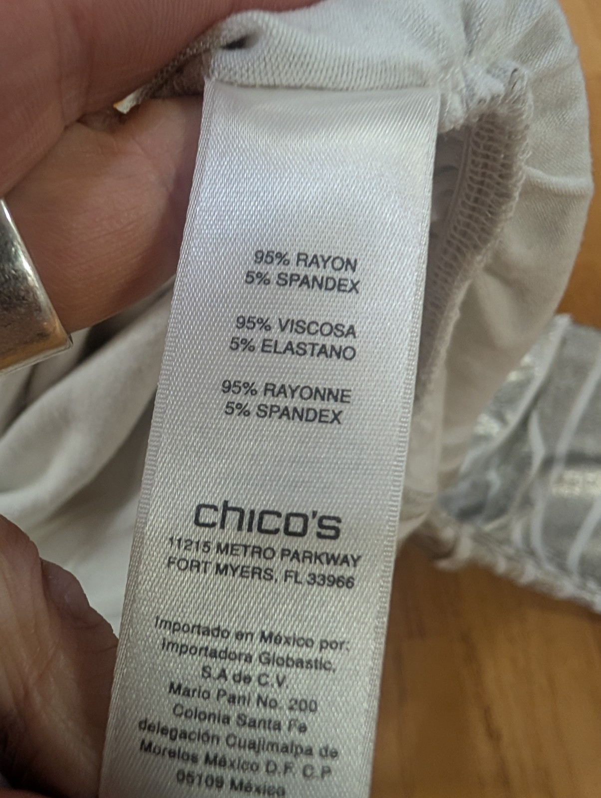 Chicos Top Size 3 XL flocked Silver striped 3/4 Sleeves Tee Tunic round neck