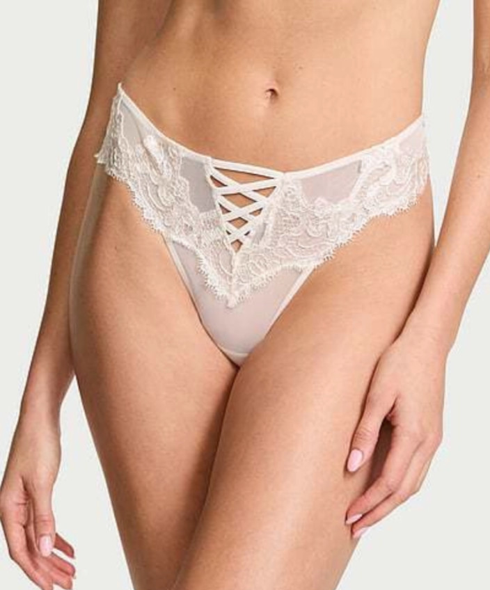 Victoria’s Secret Dream Angels Boho Floral Embroidery Brazilian Panty size M NWT