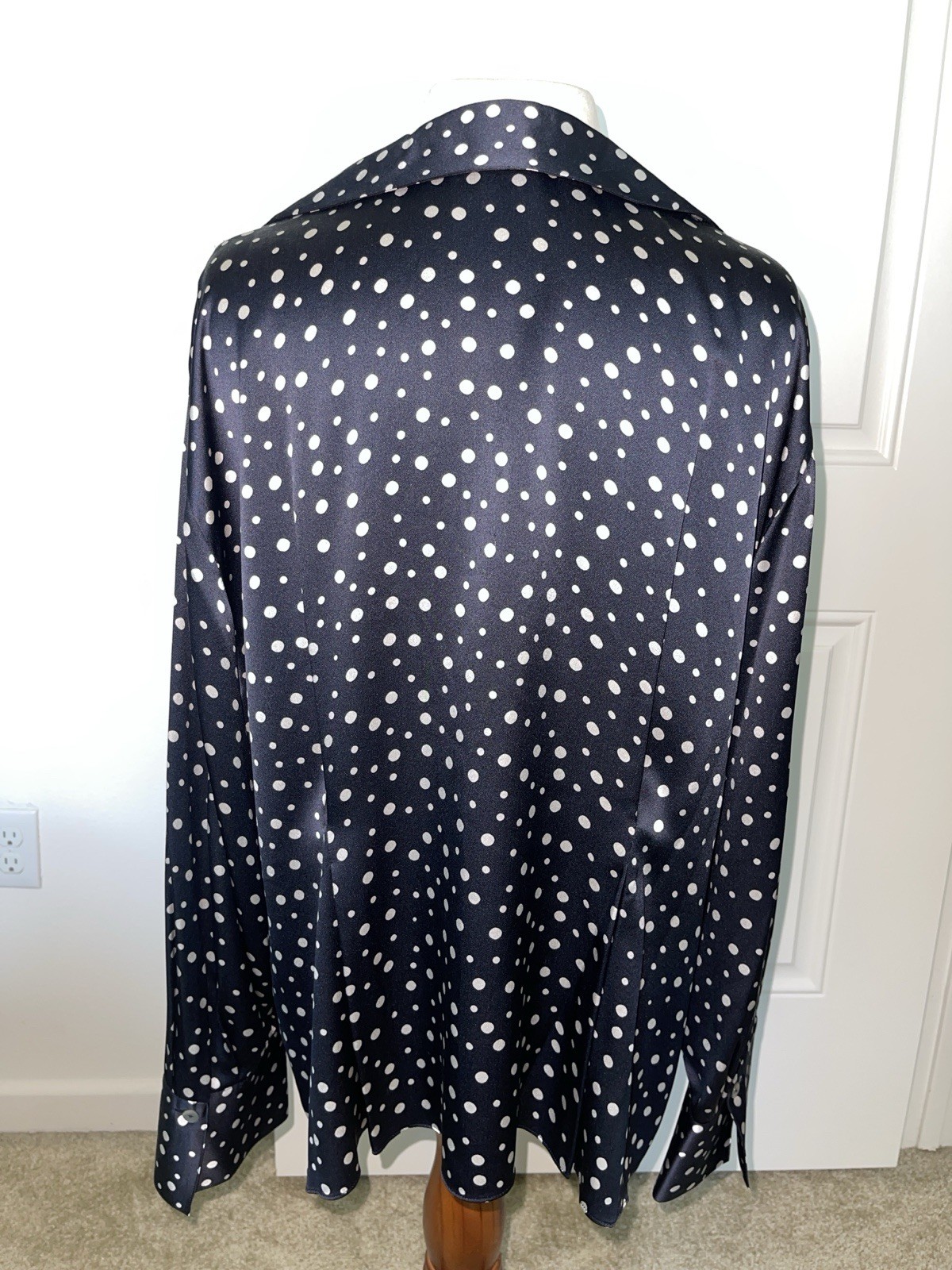 VINCE Camp Collar 100% Silk Deep Marine/Navy Blue Polka Dot Blouse 2X