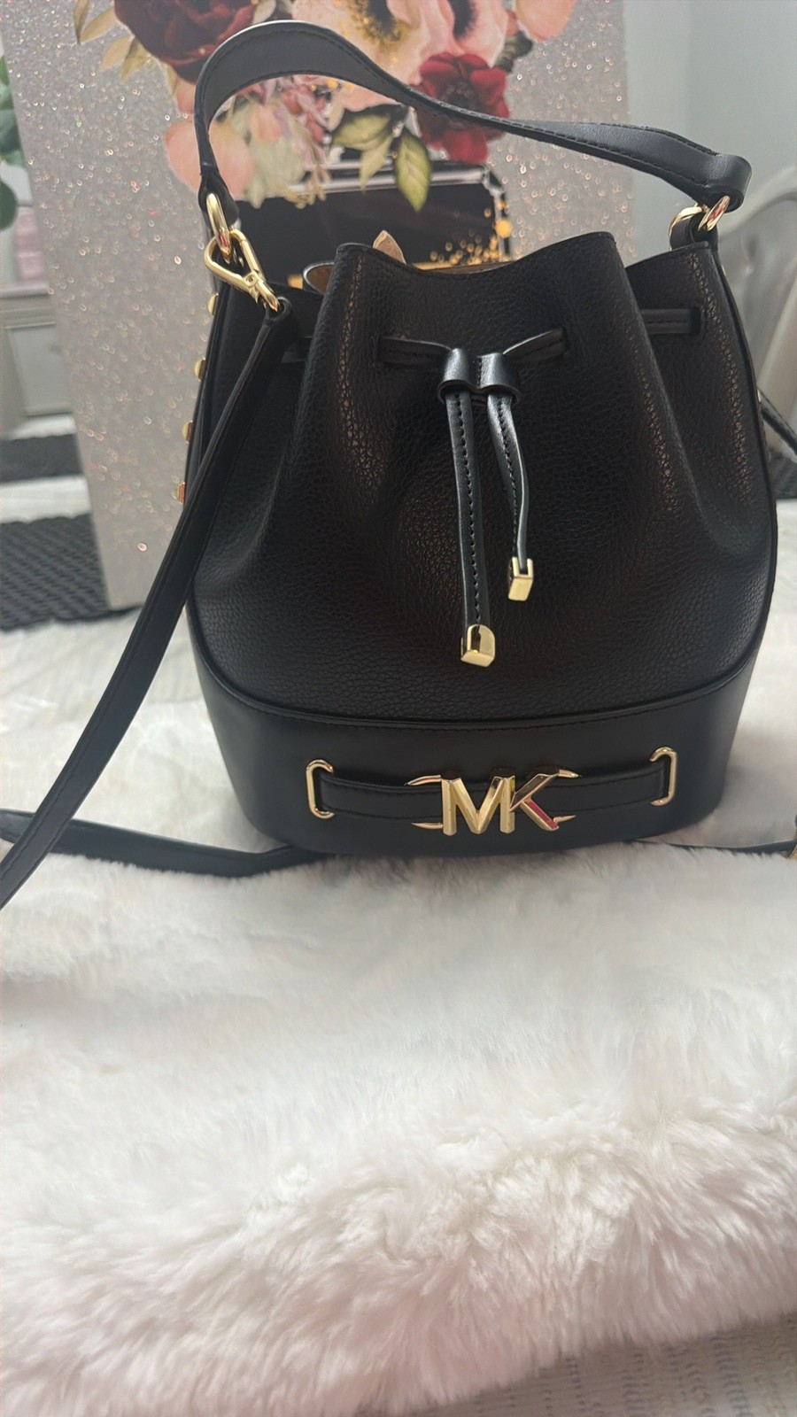 Michael Kors Black Reed MD Belted Pebbled Leather Bucket Messenger Bag $558