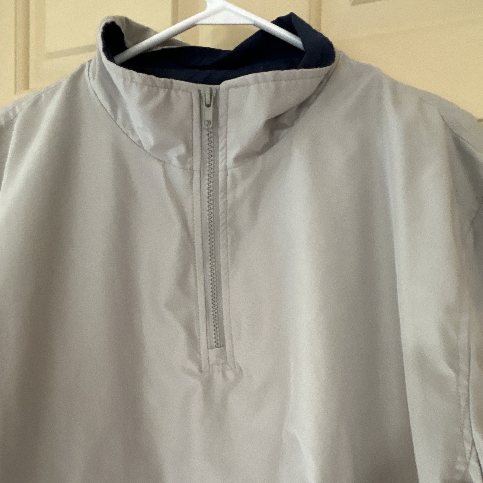 Consensus Golf Men’s L Beige /Navy Lightweight Woven Half-Zip Windbreaker Jacket