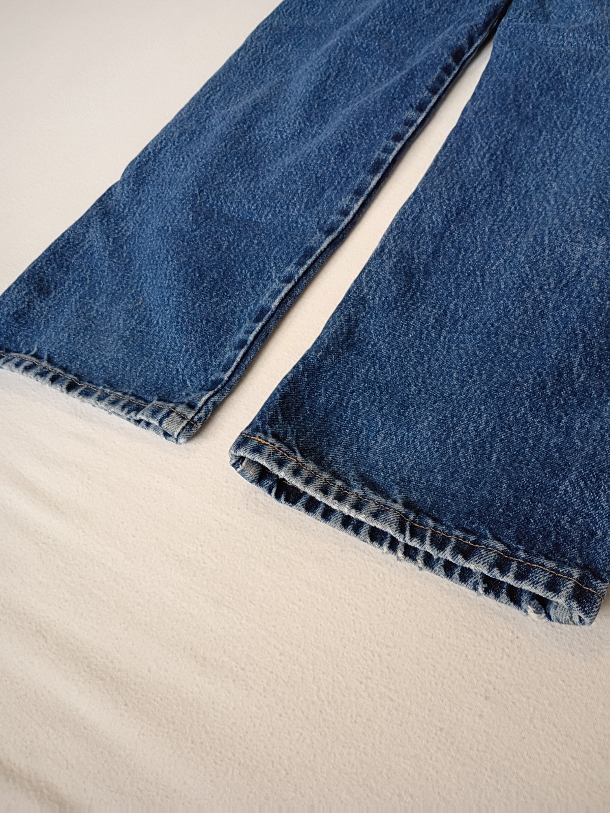 Wrangler Regular Fit jeans (model 96501MR) size 38 x 29 Farm Worn Stained