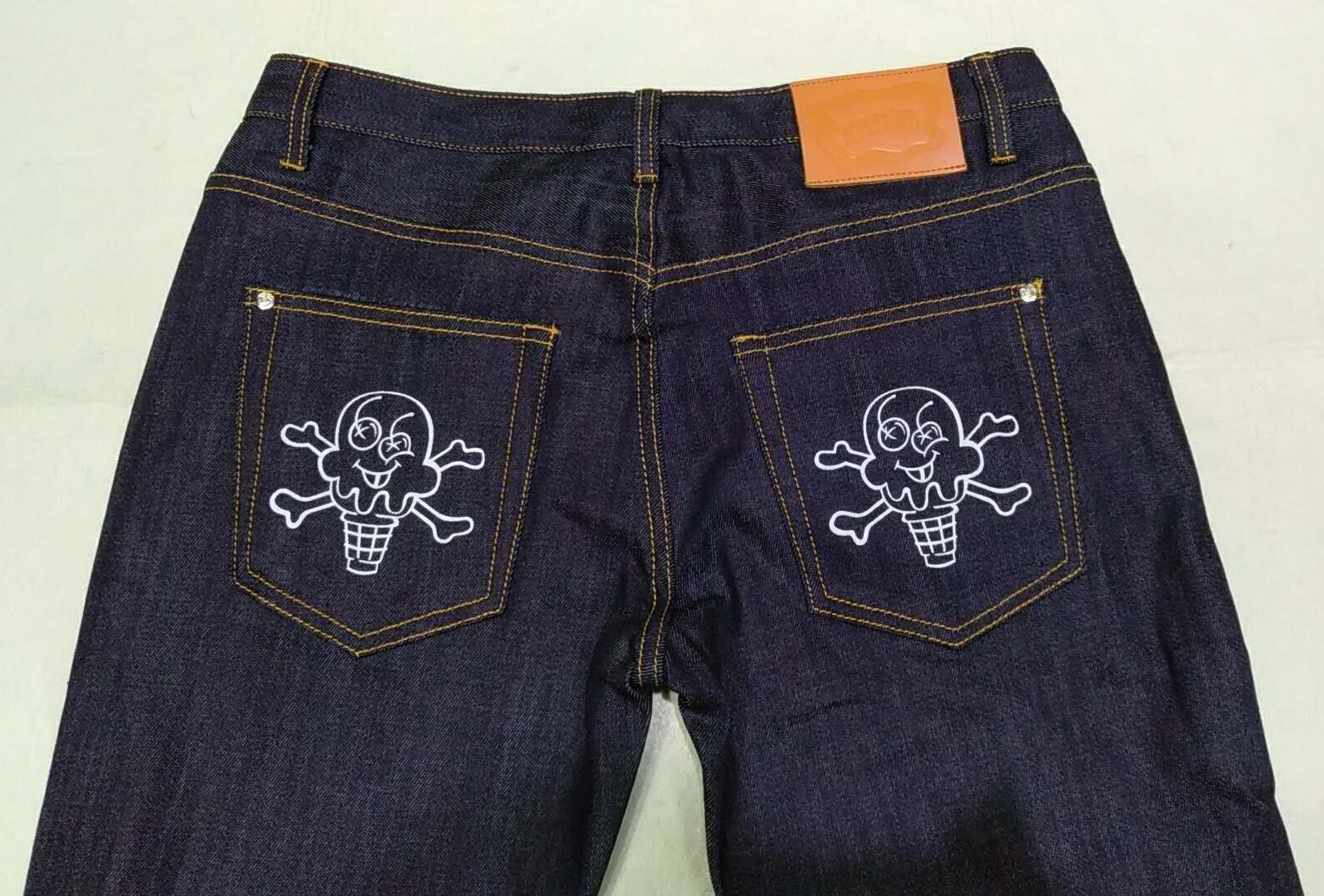 BBCICECREAM DENIM CLASSIC MEN’S JEANS SIZE 30/32/34/36/38/40/42 US FREE SHIPING