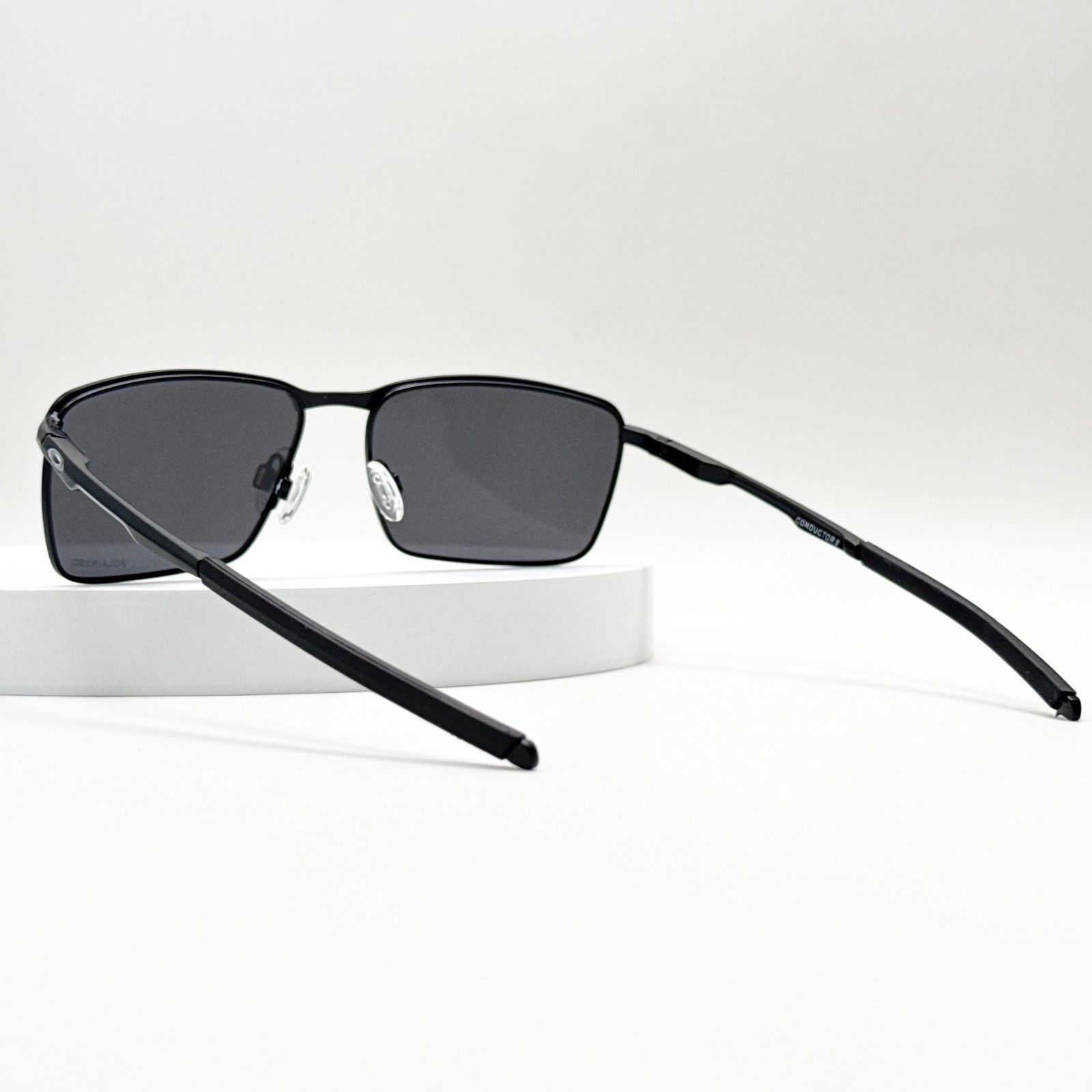 Oakley Conductor 8 OO4106 Sunglasses Matte Black Grey Lens New