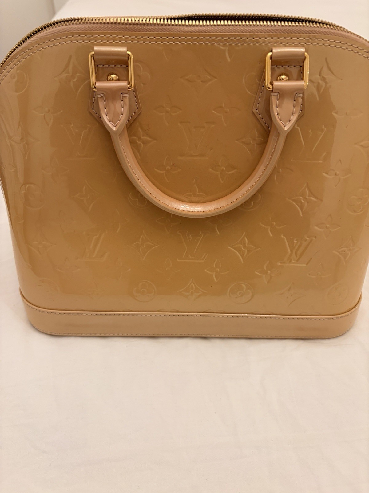 Louis Vuitton Alma Monogram Vernis Patent Beige Zip Satchel Top Handle Gold