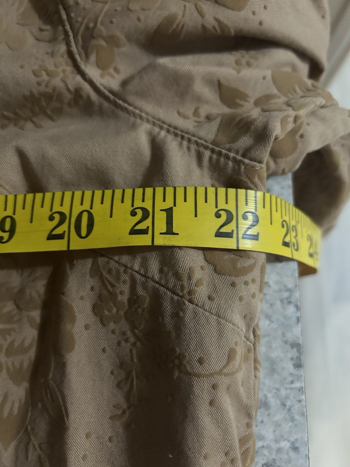 Lemon Grass Women’s Beige Button Up Long Sleeve Floral Print Size L