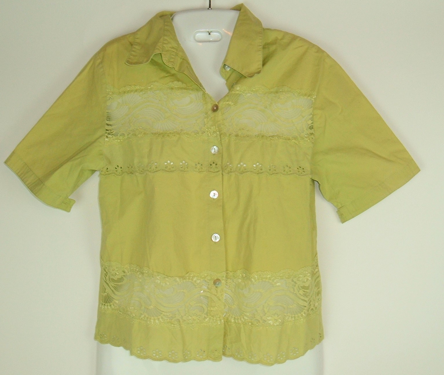 Vintage Top lace eyelet trim green boho Blouse Shirt Small DRESS-U by Sharon