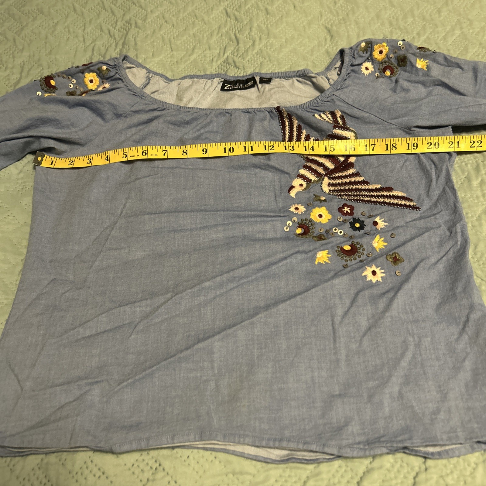 7TH AVENUE NEW YORK & COMPANY DESIGN STUDIO blue top with embroidery Size Small