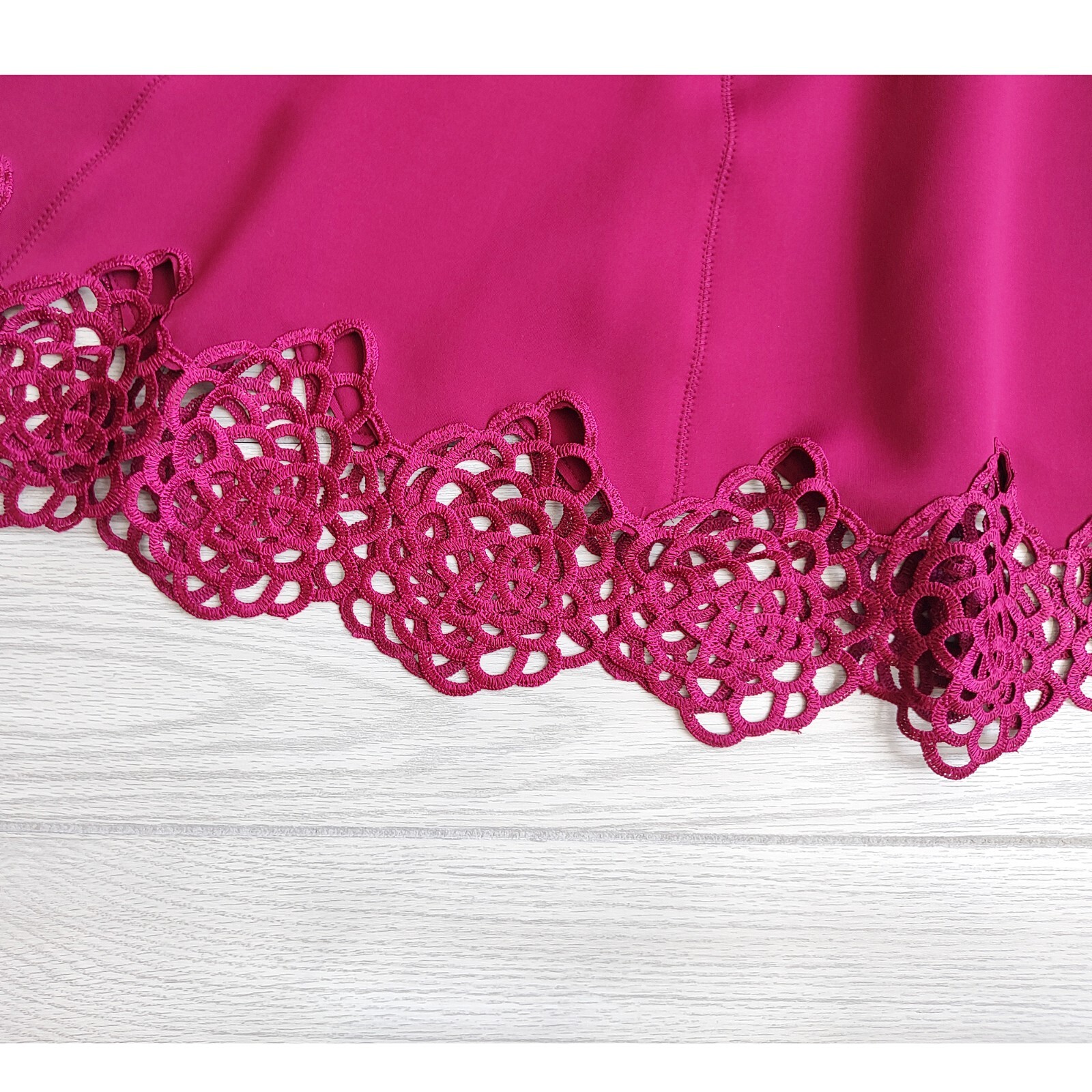 Maia Raspberry Pink Neoprene Dress Midi Lace Hem Sleeveless V-Neck Party M 6