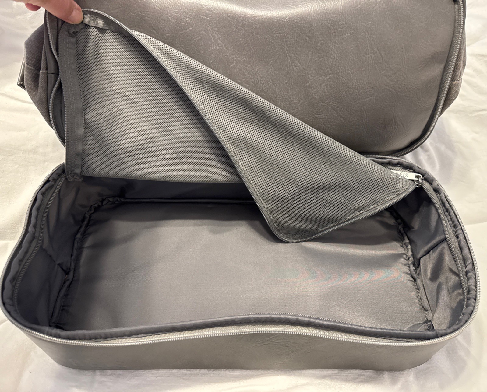 BEIS Gray Weekender Convertible Bag w/Strap 16.5″L x 8.5″W x 13.5″H Clean Unisex