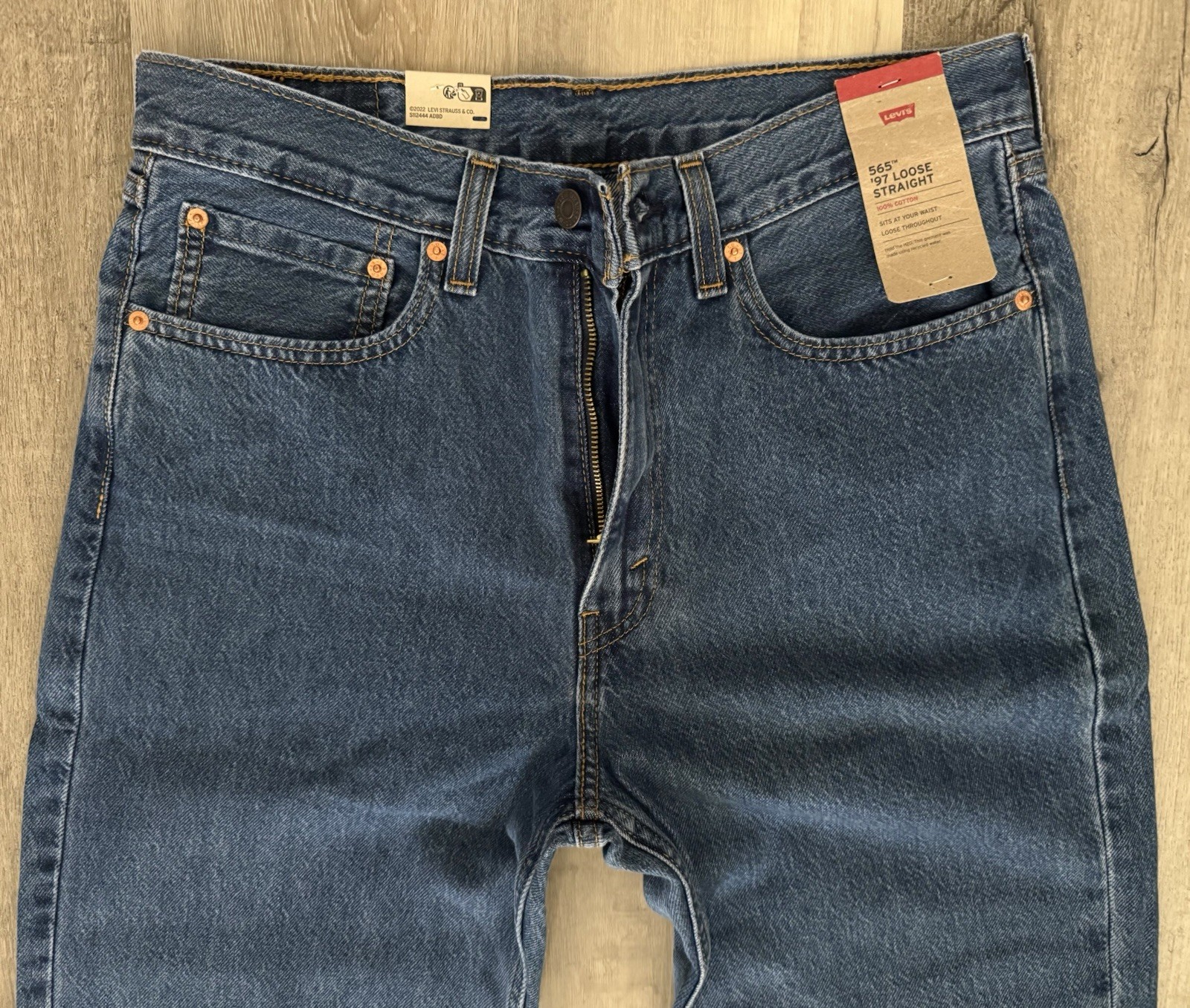 Levi’s 565 ’97 Loose Straight Leg Jeans Men Size 33 X 32 Blue Distressed Wash