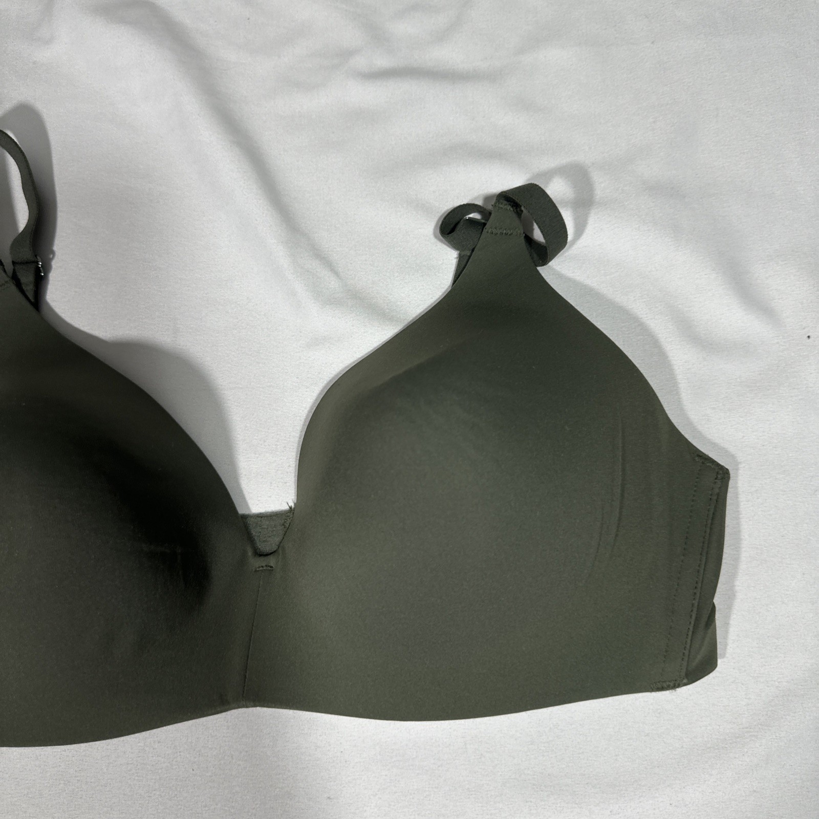 NEW $68 Wacoal [ 36C US ] How Perfect No-Wire Contour Bra in Green #U1785
