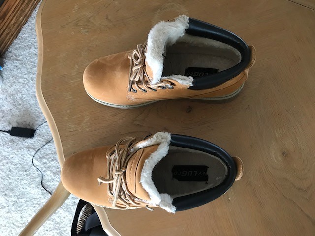 LUGZ men’s size 9 nyLUGco faux fur interior Look of suede Man made materials