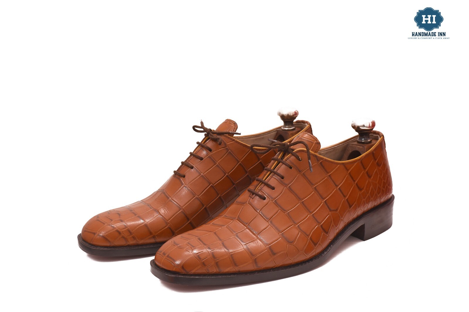 Elevate Your Style with Exquisite Crocodile Texture Leather Shoes | Shop Now