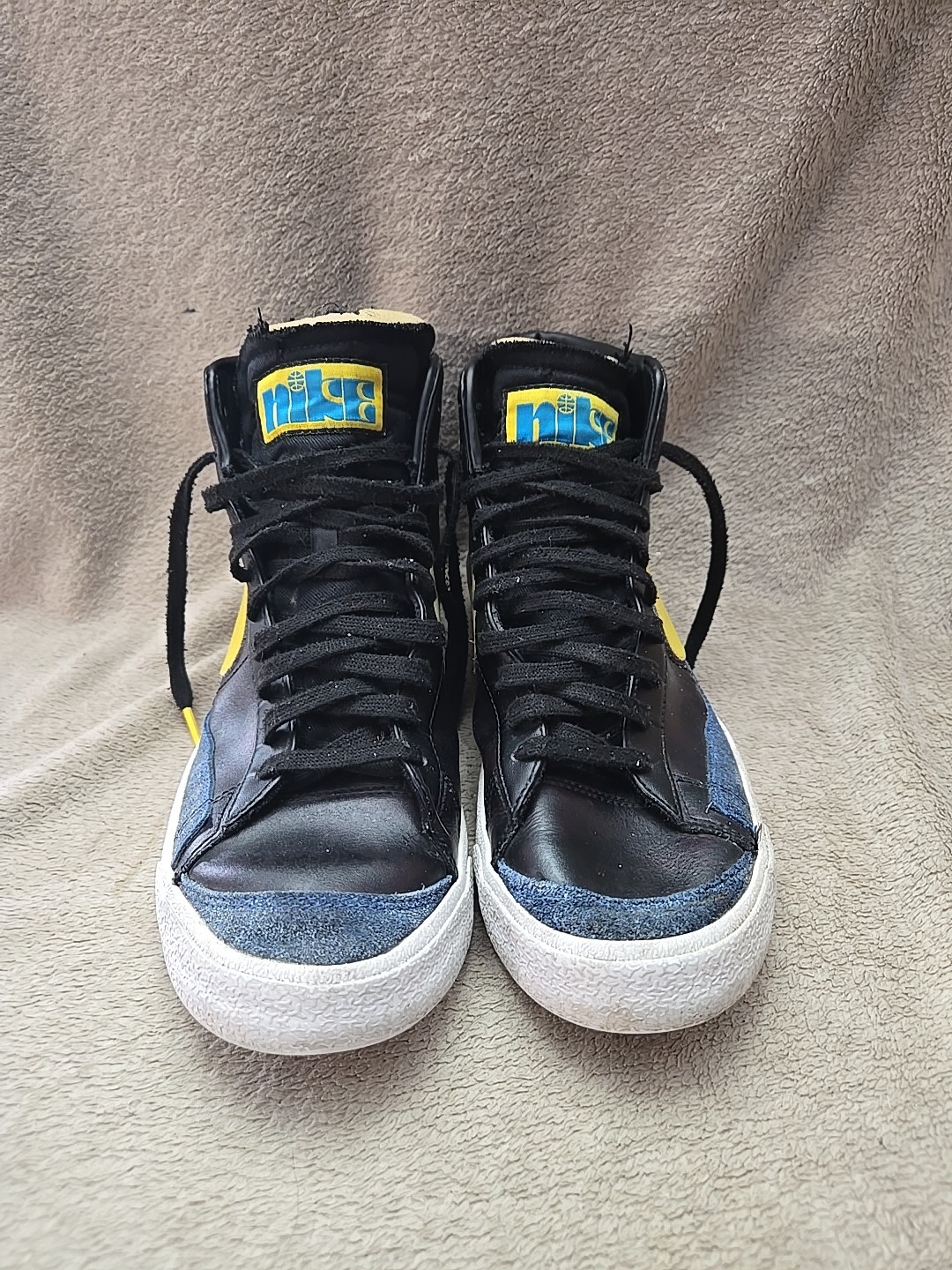 NIKE Peace Love & Basketball Blazer Mid 77 Black Sneakers Mens Sz 11 Sports Shoe