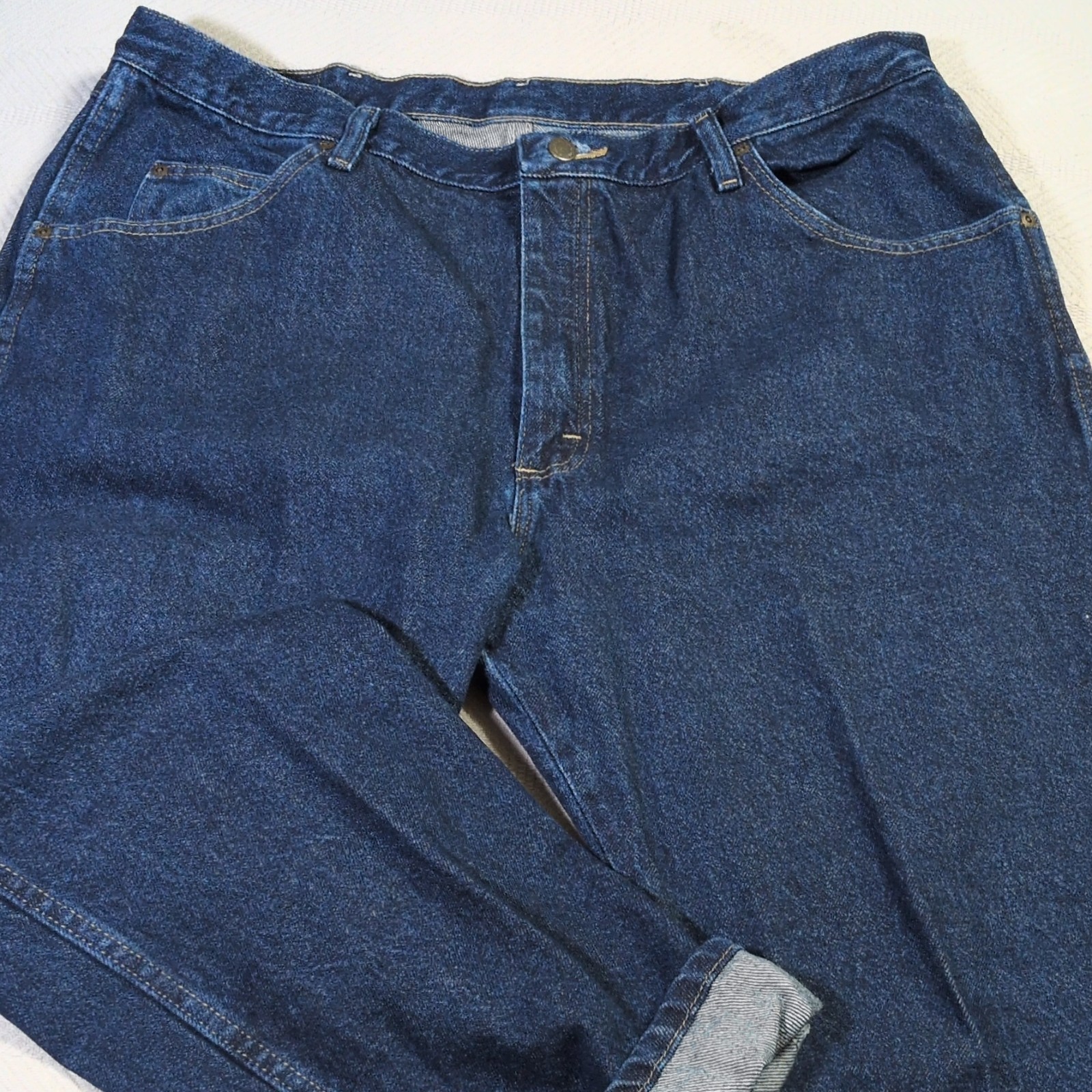 🎁 Father’s Day Gifts Wrangler Men’s Regular Fit Straight Blue Dark Wash Jeans