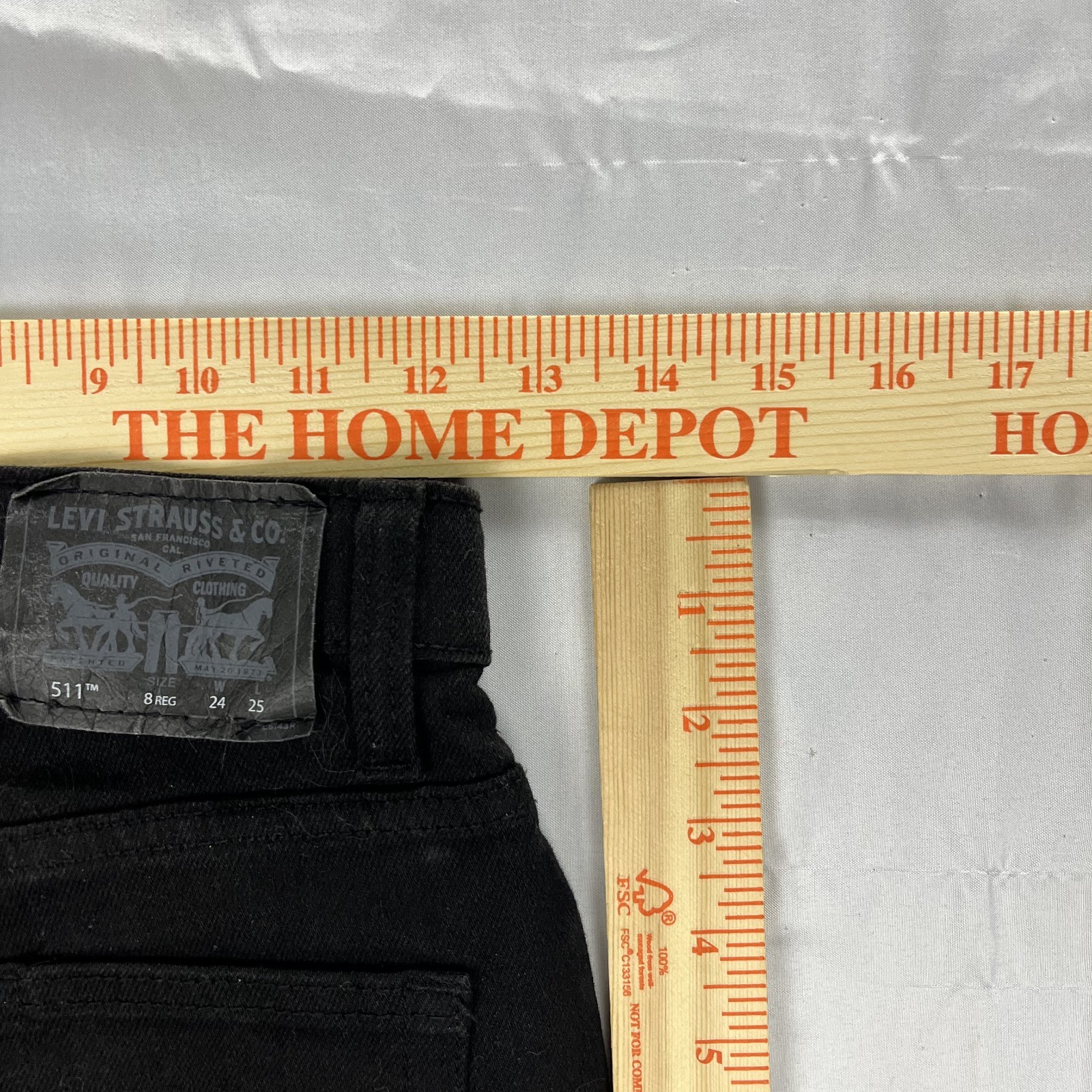 EUC Levi’s 511 Slim Boys 8 REG Performance Black Stretch Denim Jeans W24 L25
