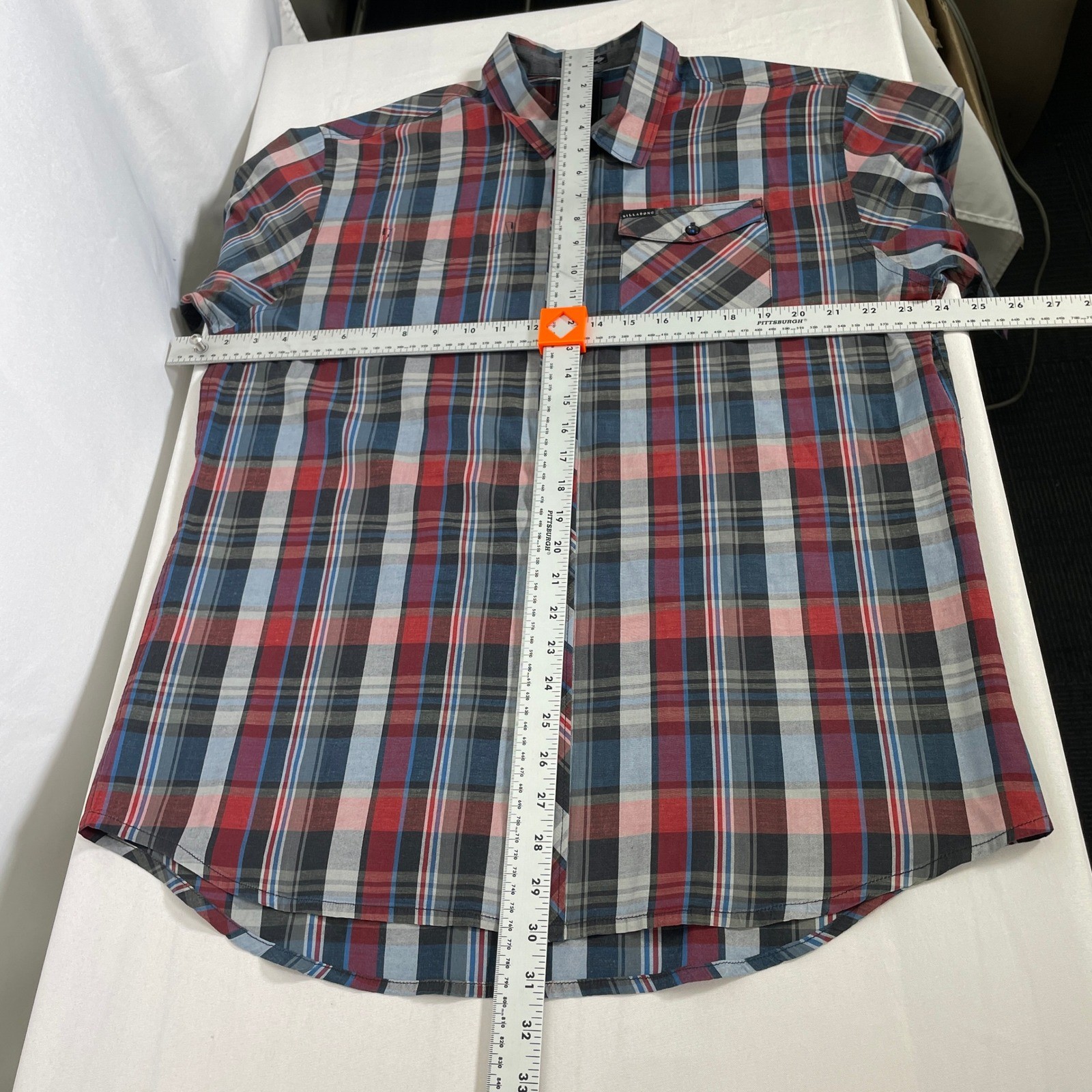 Billabong Reguar Fit Multicolor Plaid Long Sleeve Button Down Shirt Men’s LARGE