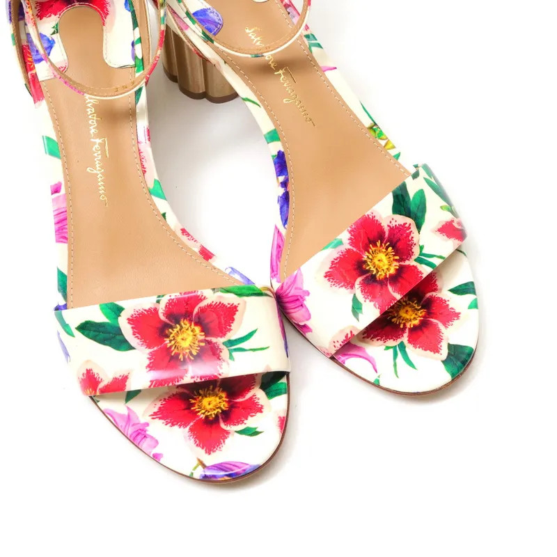 Pre-owned Salvatore Ferragamo ERACLEA Patent Leather Heel Sandals Size US 6.5
