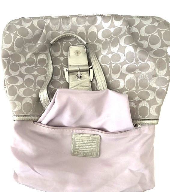 COACH F18912 Silver Signature C Jacquard & Leather Tote- Good Condition