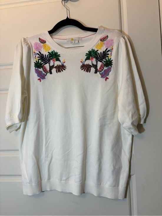 HARD TO FIND! White Pullover Top with Colorful Embroidered Toucan