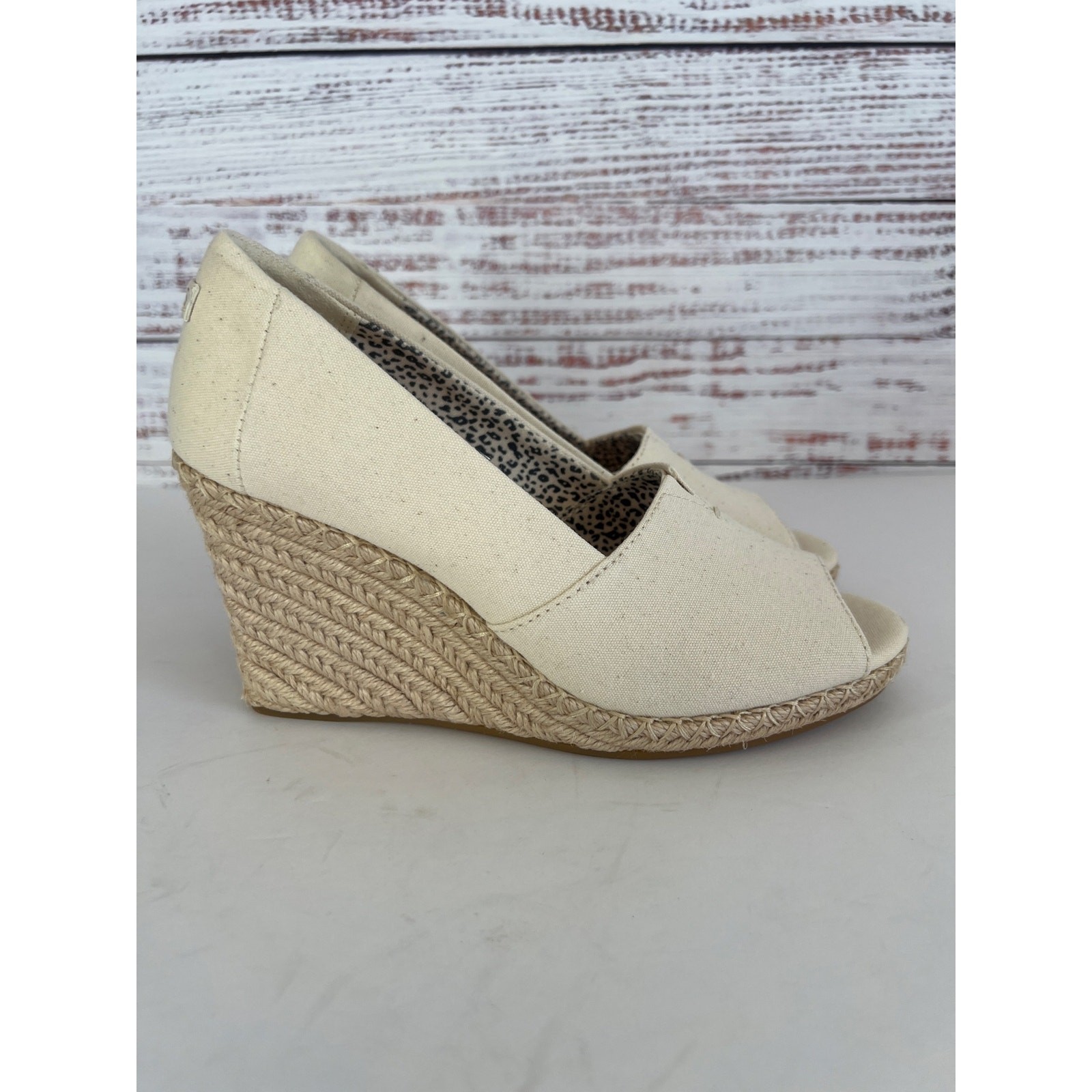 TOMS WOMENS MICHELLE PEEP TOE CANVAS ESPARDRILLE WEDGE PUMPS NATURAL 6 1/2