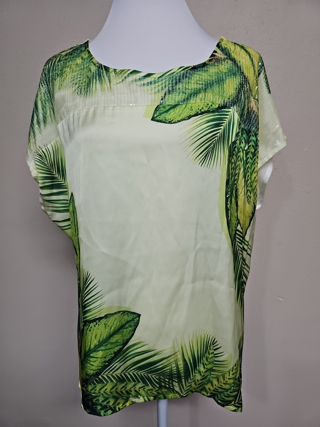 NWT NUE OPTIONS Women’s Blouse Short Sleeve Round Neck Green Polyester.Size XL