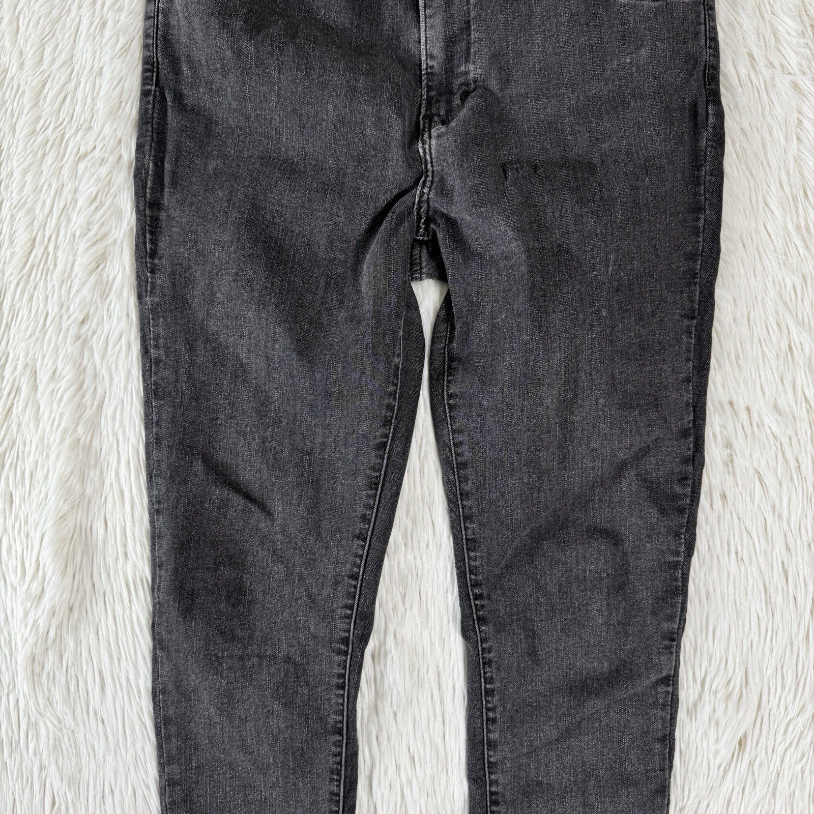 Levi’s 720 Charcoal Wash High-Rise Super Skinny Denim Jeans Women’s Size 31