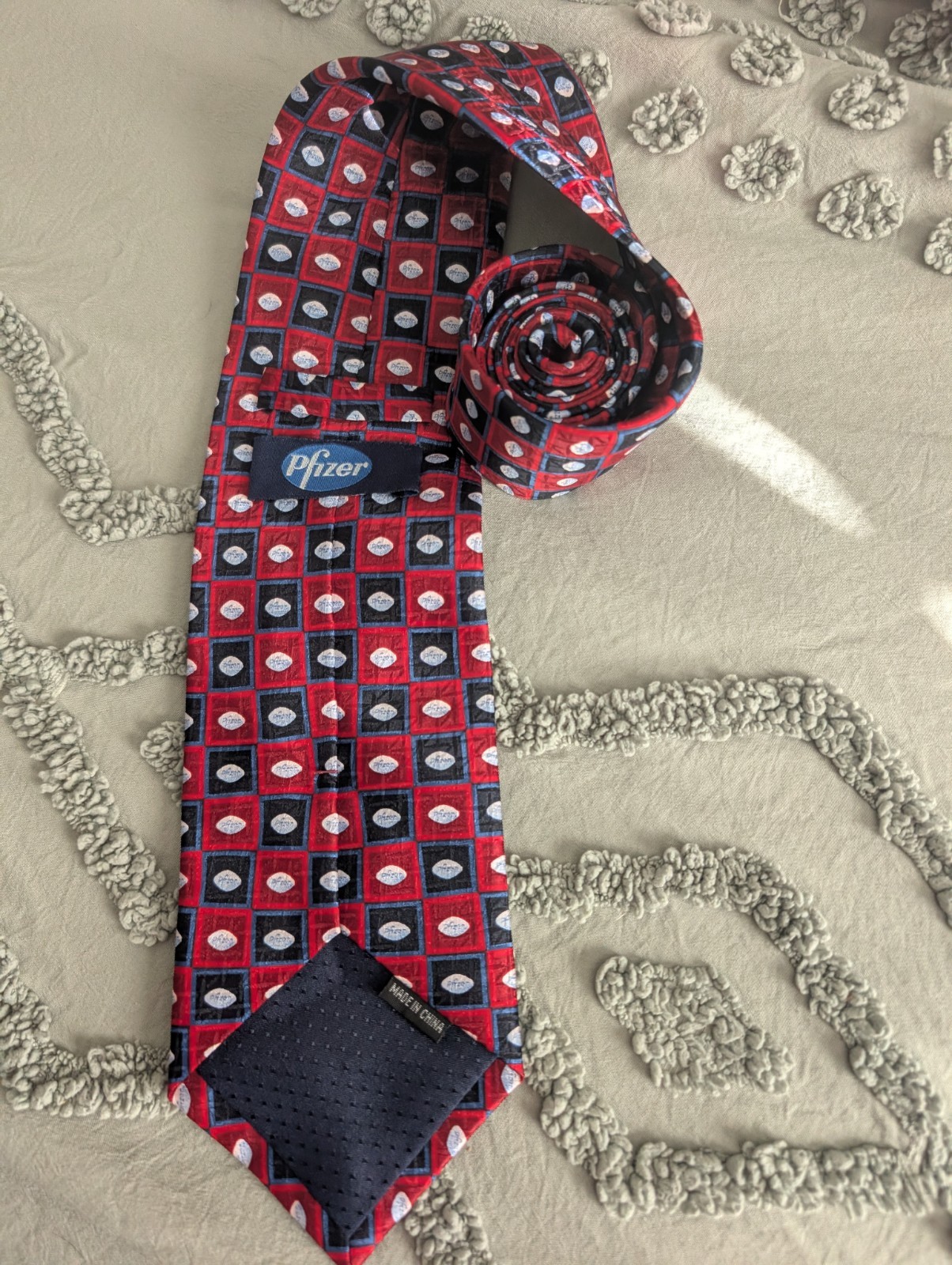 Pfizer Logo Geometric Woven Silk Men’s Tie Red Blue White One Size -Viagra
