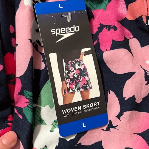 SPEEDO Skort Size Large Pockets Activewear Athleisure Travel Swim Pickleball NWT