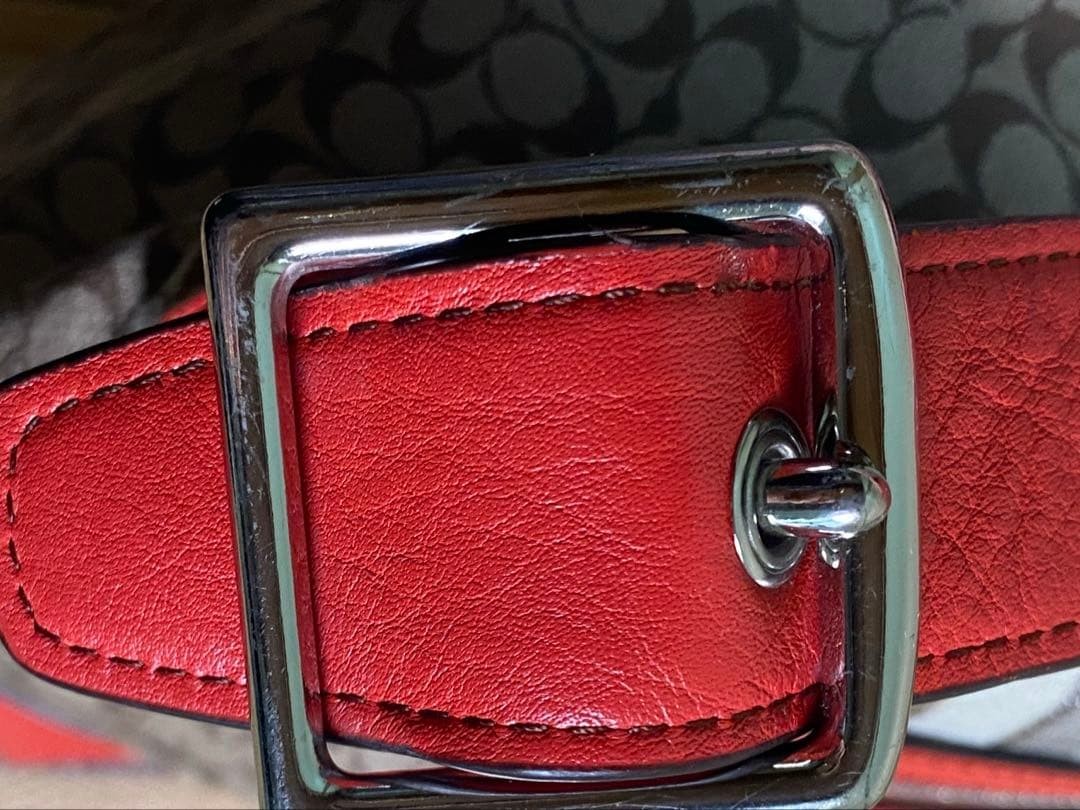 COACH Signature 19918 Shoulder Bag 23a