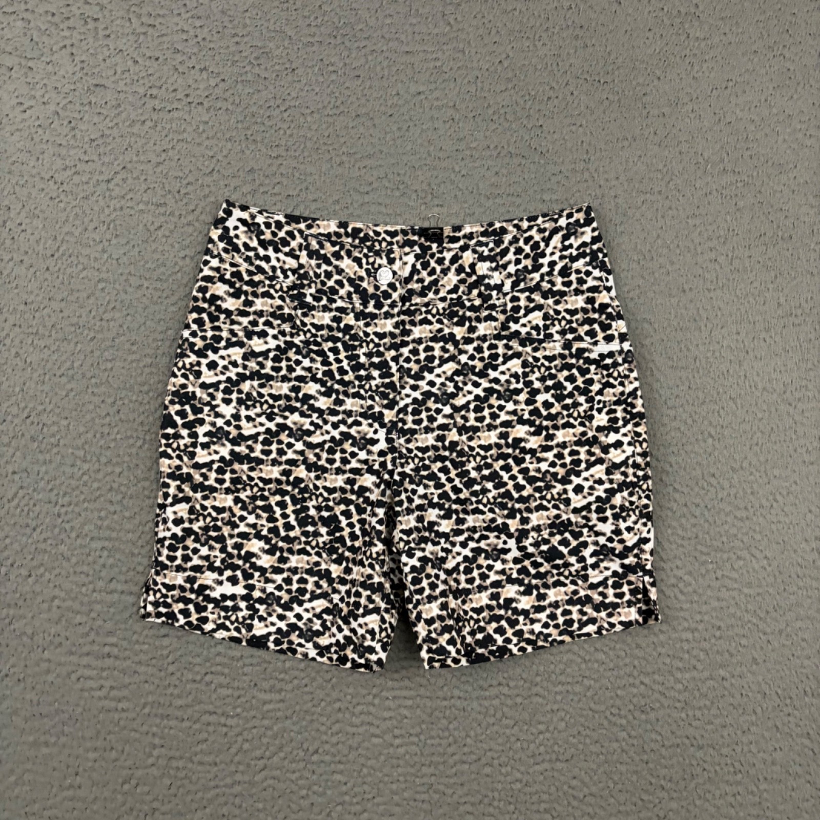 Daily Sports Shorts Womens Size 4 Multicolor Abstract Pockets Activewear Preppy