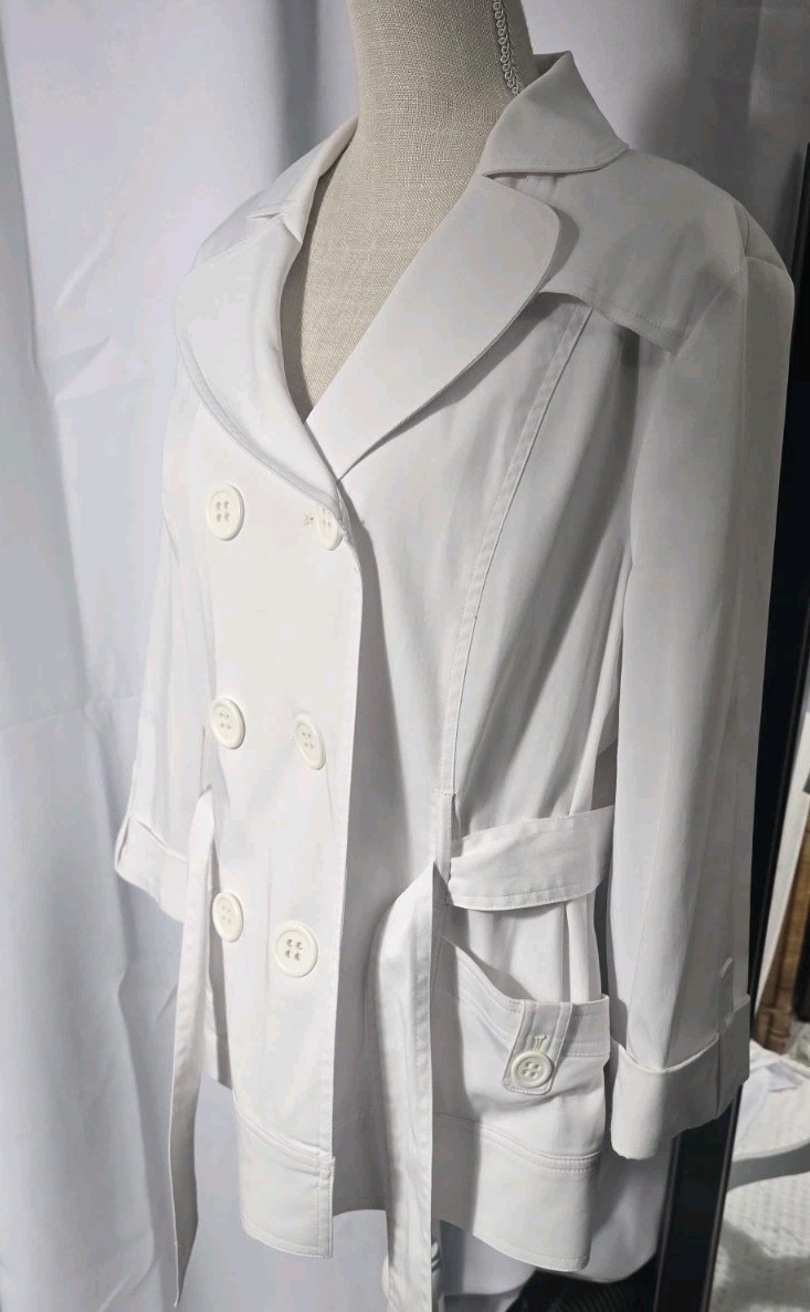 Harvé Benard Cropped Jacket Womens Large White Short 3/4 Sleeve 3 Button Front